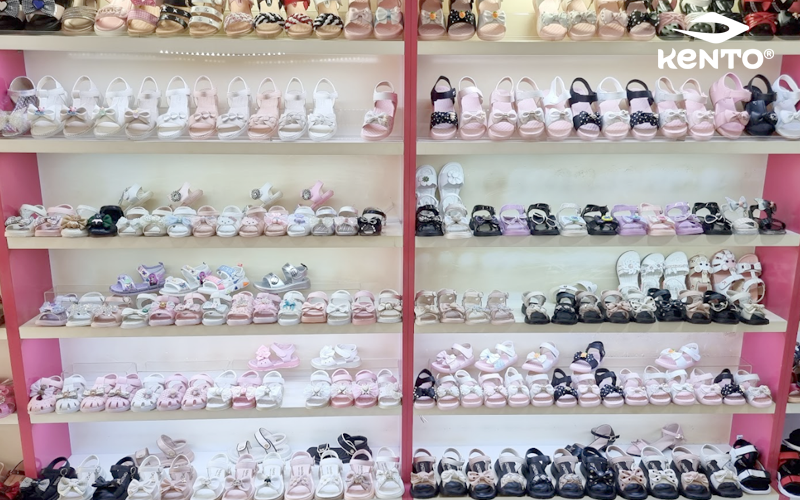 Nhiều mẫu đẹp tại Shop giày bé gái Kento Shoes