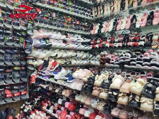 giày thể thao cho bé gái 7 tuổi