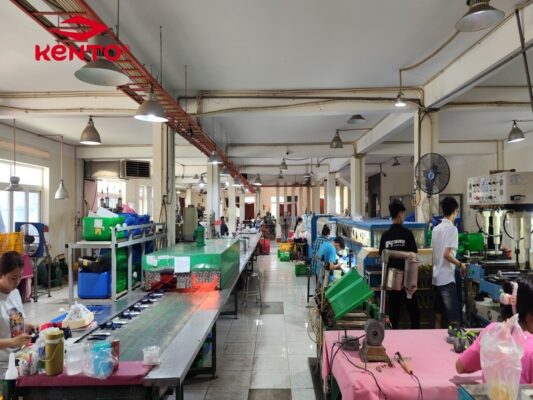 giày trẻ em