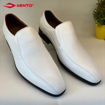 làm trắng giày da với baking soda