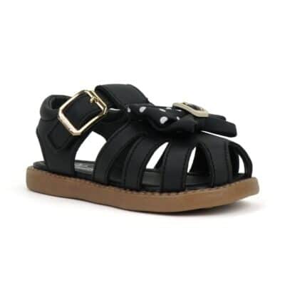 chọn giày rọ cho bé đi mưa