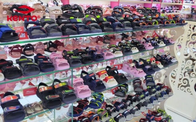 nguồn sỉ giày dép sài gòn