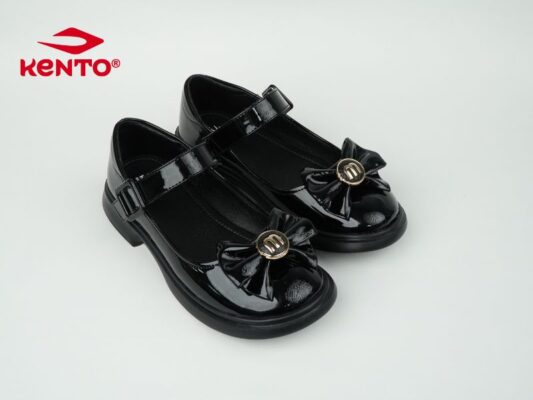 xưởng giày búp bê