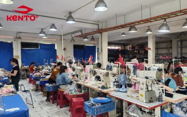 xưởng giày dép việt nam